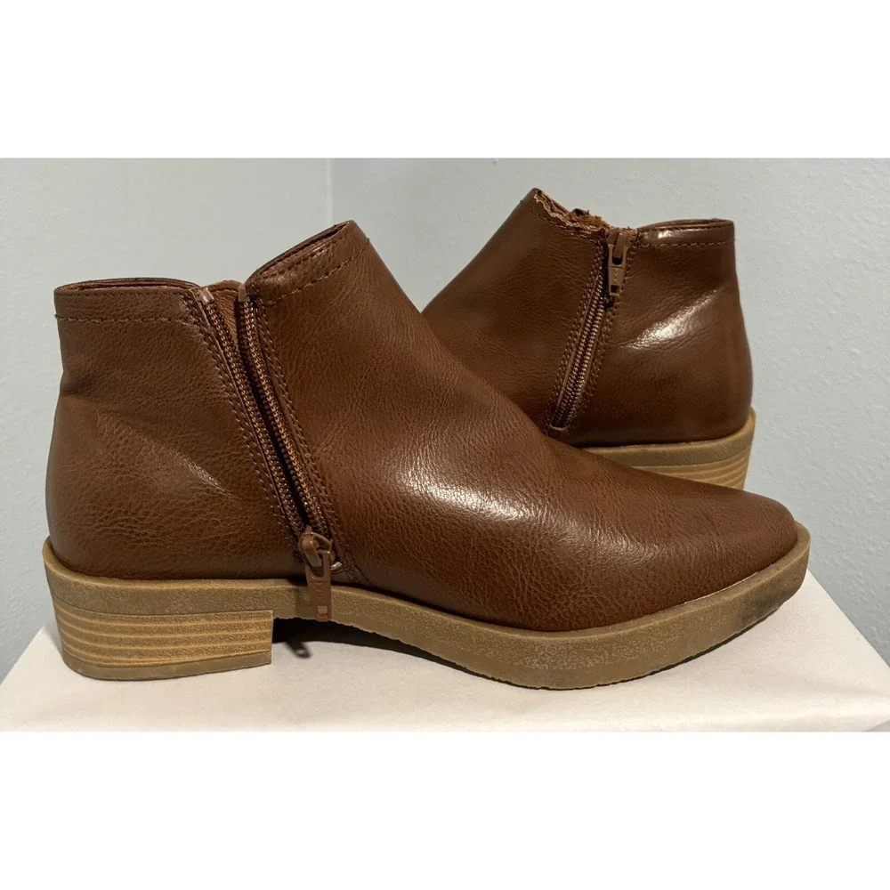 Frye & Co ILISHA Stacked Heel Boot Tan Ankle Side Zip Womens 6M See Desc*